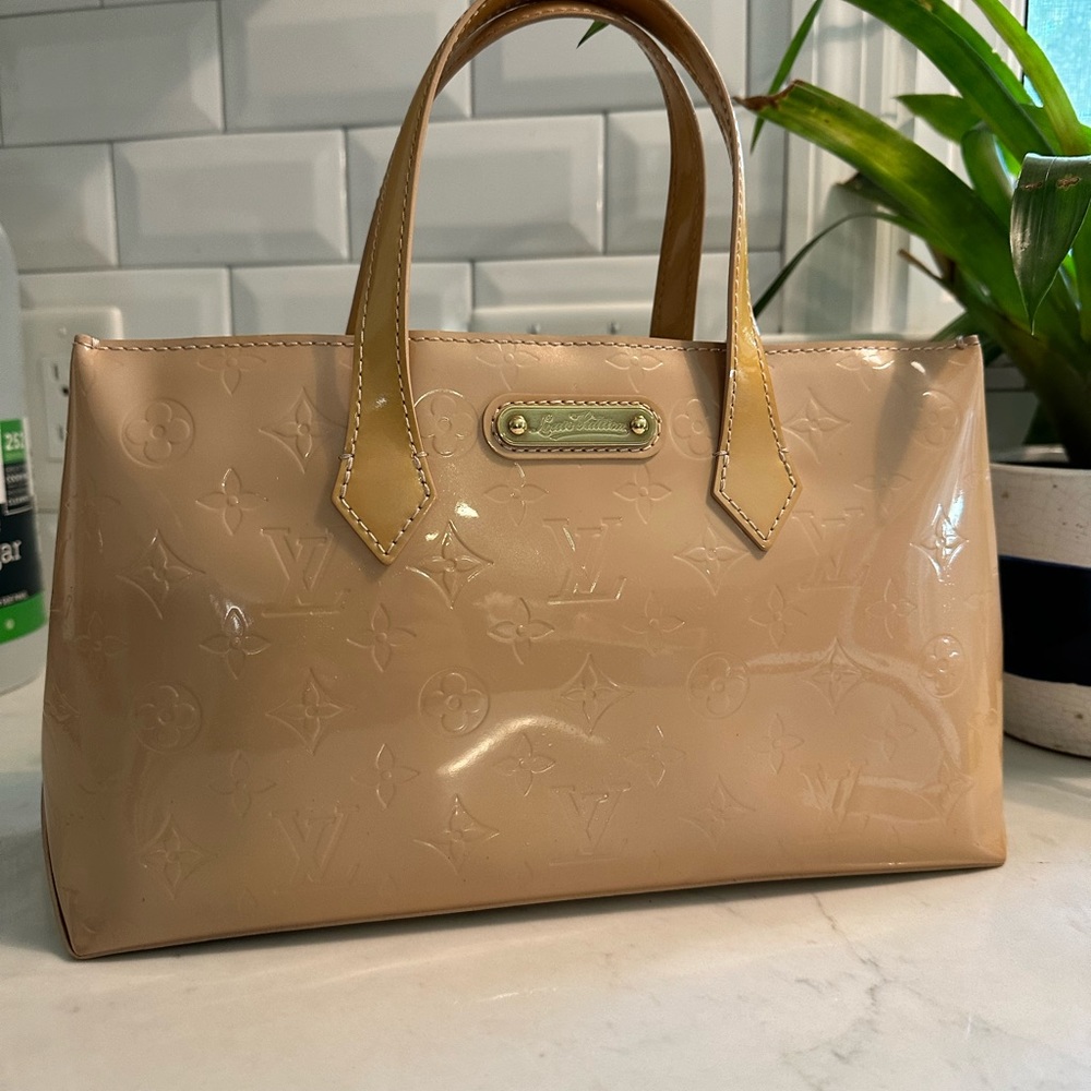 Louis Vuitton handbag Preloved Excellent Condition Monogram Wilshire Vernis GM